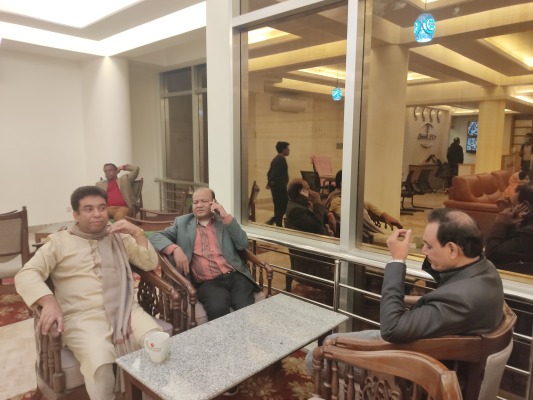 এসএসসি-১৯৮৪ ব্যাচের বন্ধু উৎসবে কৃতী ব্যবসায়ী সাহিদুজ্জামান টরিক