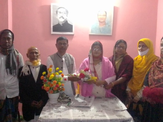 হরিণাকুণ্ডুর কাপাশহাটিয়া নবনির্বাচিত ইউপি চেয়ারম্যানকে সংবর্ধনা