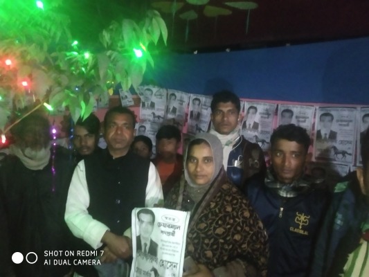 তিতুদহের বিভিন্ন গ্রামে গণসংযোগকালে স্বতন্ত্র প্রার্থী ফারুক হোসেন