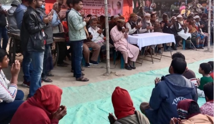 আলমডাঙ্গায় বেগম খালেদা জিয়ার রোগমুক্তি কামনায় দোয়া মিলাদ মাহফিল অনুষ্ঠিত