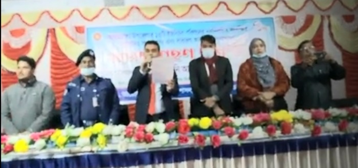 আলমডাঙ্গার ১৩টি ইউনিয়নে বিজয়ী সদস্যদের শপথ গ্রহণ অনুষ্ঠিত