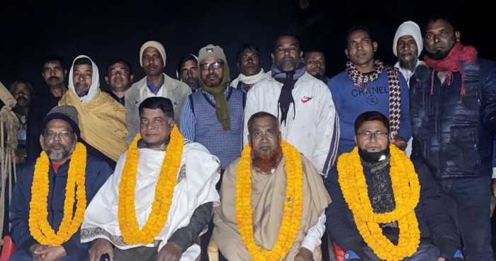 চুয়াডাঙ্গা জেলা বিএনপির কমিটিতে আলমডাঙ্গার চারজন সদস্য নির্বাচিত হওয়ায় সংবর্ধনা প্রদান