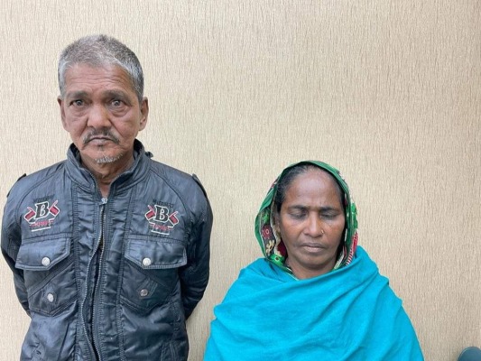 চুয়াডাঙ্গায় পুলিশের হাতে মাদক কারবারি দম্পতি গ্রেপ্তার