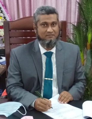 চুয়াডাঙ্গার নবাগত সিভিল সার্জন ডা. সাজ্জাৎ হাসানের দায়িত্ব গ্রহণ