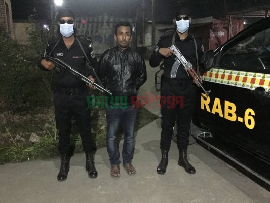 জীবননগরে র‌্যাবের অভিযানে ফেনসিডিলসহ একজন আটক