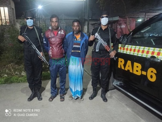মহেশপুরে ফেনসিডিলসহ দুজন মাদক ব্যবসায়ী আটক