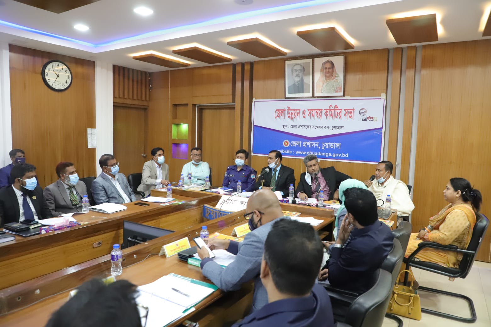 চুয়াডাঙ্গা জেলা মাসিক উন্নয়ন সমন্বয় কমিটির সভায় ডিসি আমিনুল ইসলাম খান
