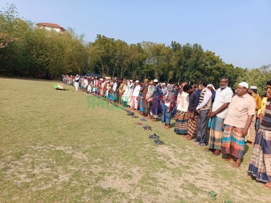 শিশু ইয়ামিনের দাফন সম্পন্ন, ৬ জনের নাম উল্লেখ করে মামলা: হত্যার ২৪ ঘণ্টা পেরোলেও গ্রেপ্তার নেই