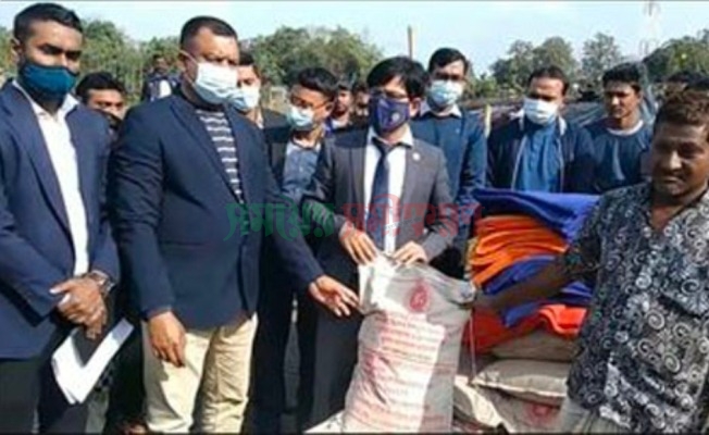 মেহেরপুরে বেদে পরিবারের মধ্যে খাদ্যসামগ্রী ও শীতবস্ত্র বিতরণ