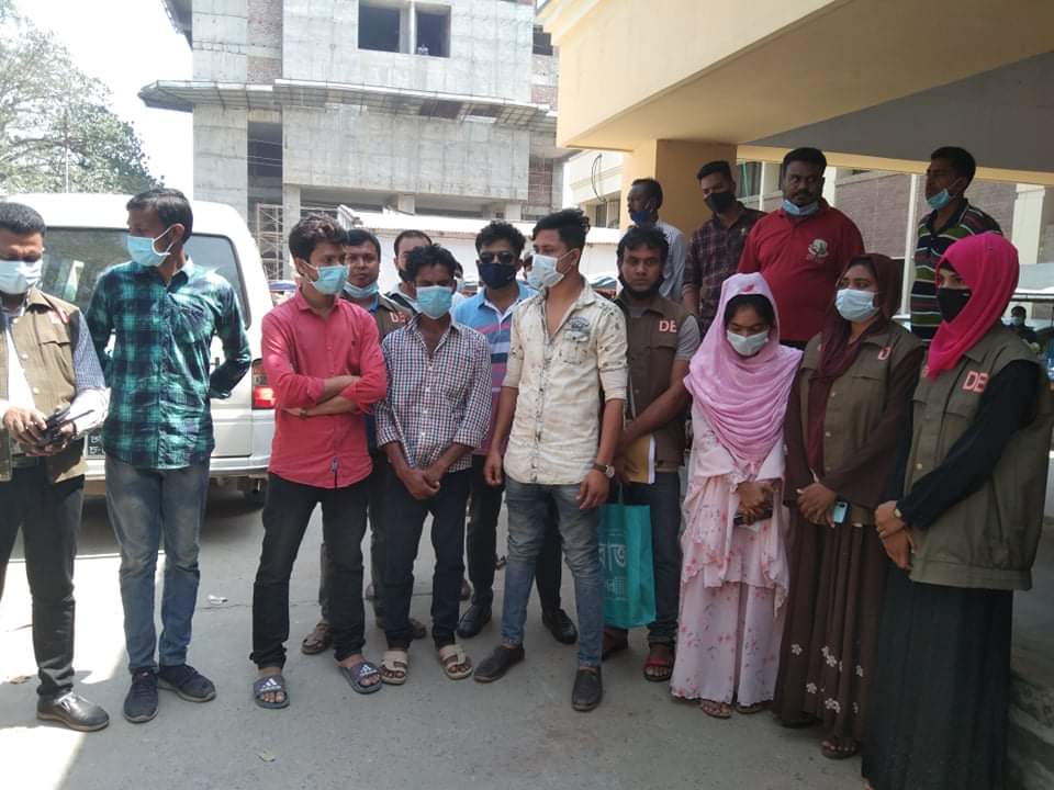 মেহেরপুর ২৫০ শয্যাবিশিষ্ট জেনারেল হাসপাতালে পাঁচ দালাল আটক