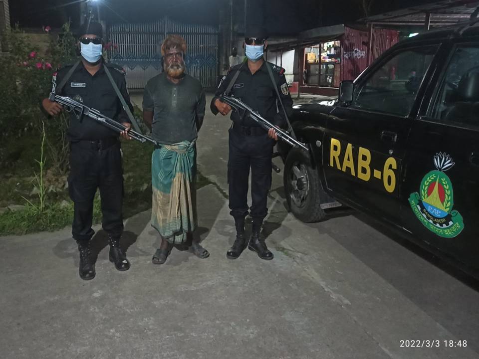দামুড়হুদায় র‌্যাবের অভিযানে ইয়াবাসহ মাদক ব্যবসায়ী আটক