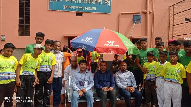 চুয়াডাঙ্গায় সাঁতার প্রশিক্ষণ কার্যক্রমের উদ্বোধন