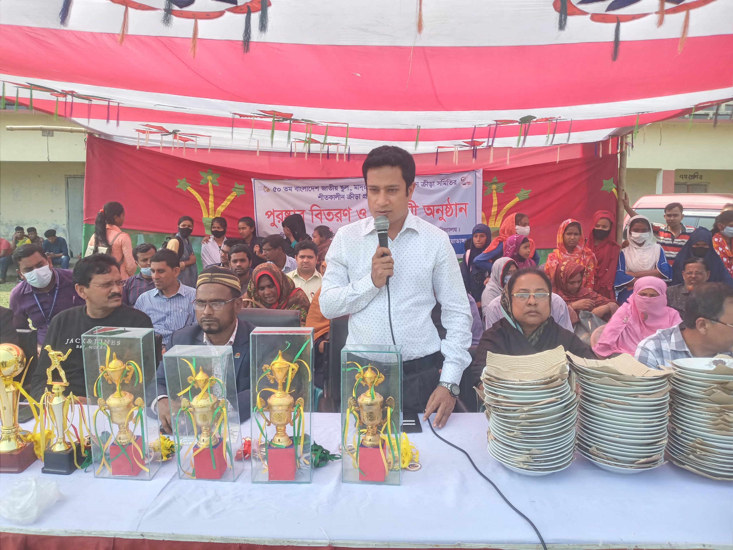 শীতকালীন ক্রীড়া প্রতিযোগিতায় জান্নাতুল খাদরা দাখিল মাদ্রাসার ২১টি পুরস্কার অর্জন