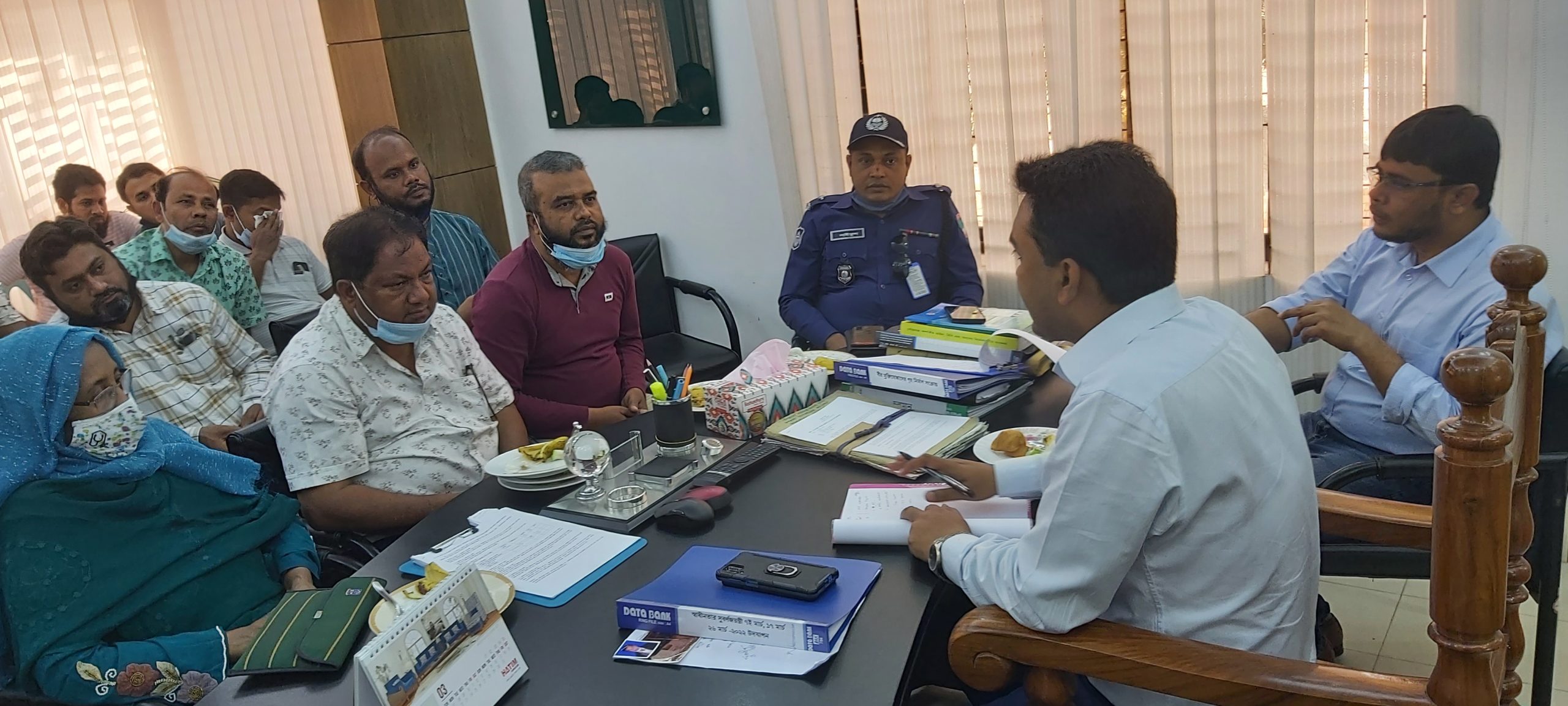 আলমডাঙ্গায় ক্লিনিক মালিকদের সাথে ইউএনও’র মতবিনিময় সভা