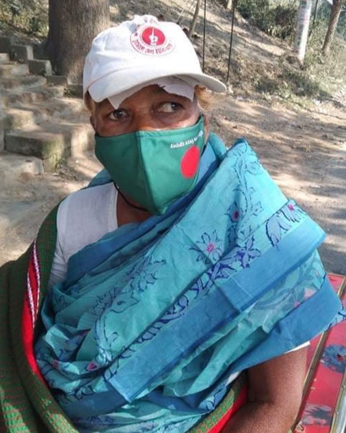আলমডাঙ্গায় বীরঙ্গনা শুকুরন নেছাকে রাষ্ট্রীয় মর্যাদায় দাফন