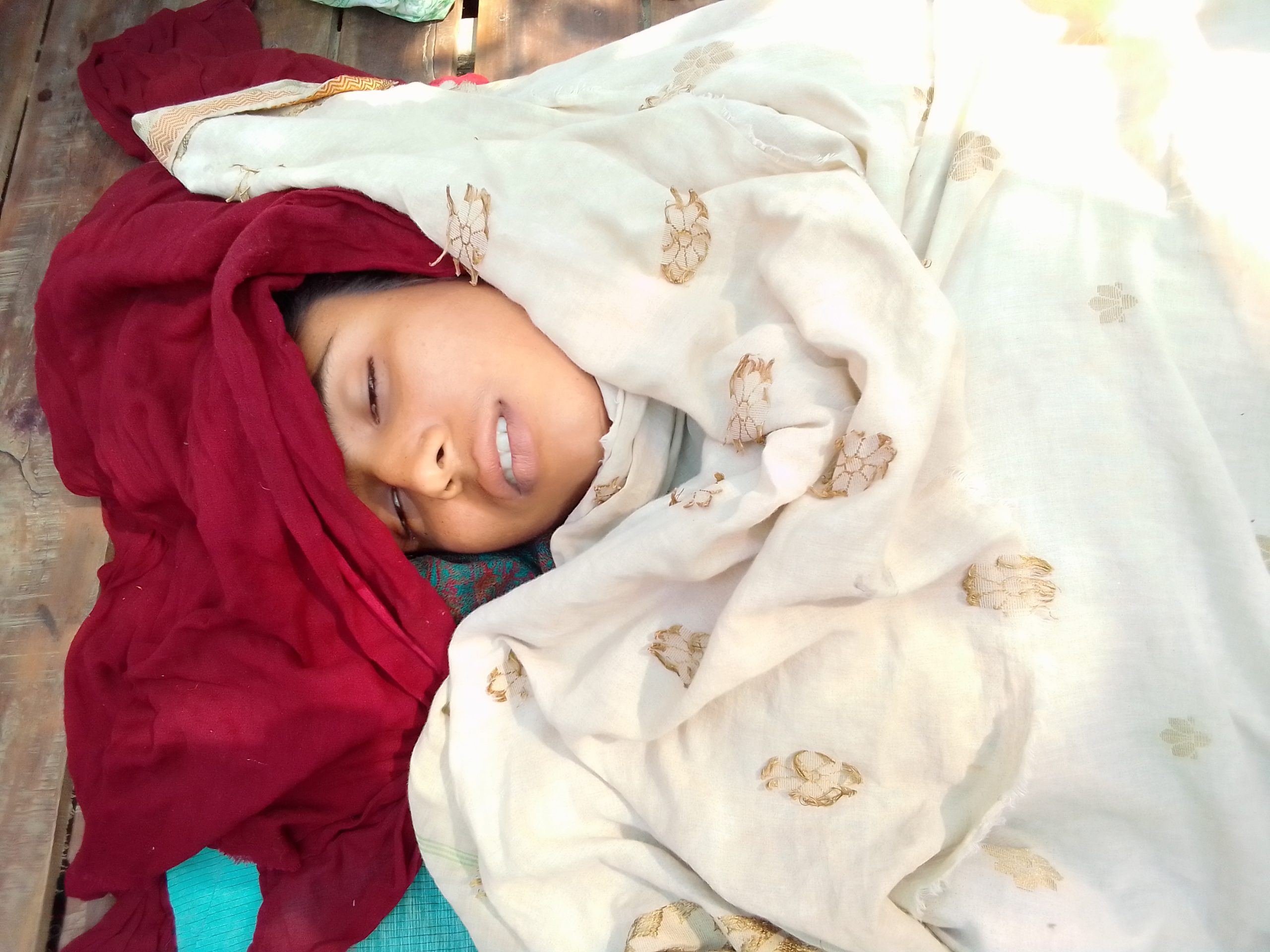 আলমডাঙ্গার পুটিমারিতে পরকীয়ায় বাধা আড়াই বছরের শিশু কন্যাকে হত্যাচেষ্টার পর প্রবাসীর স্ত্রীর আত্মহত্যা