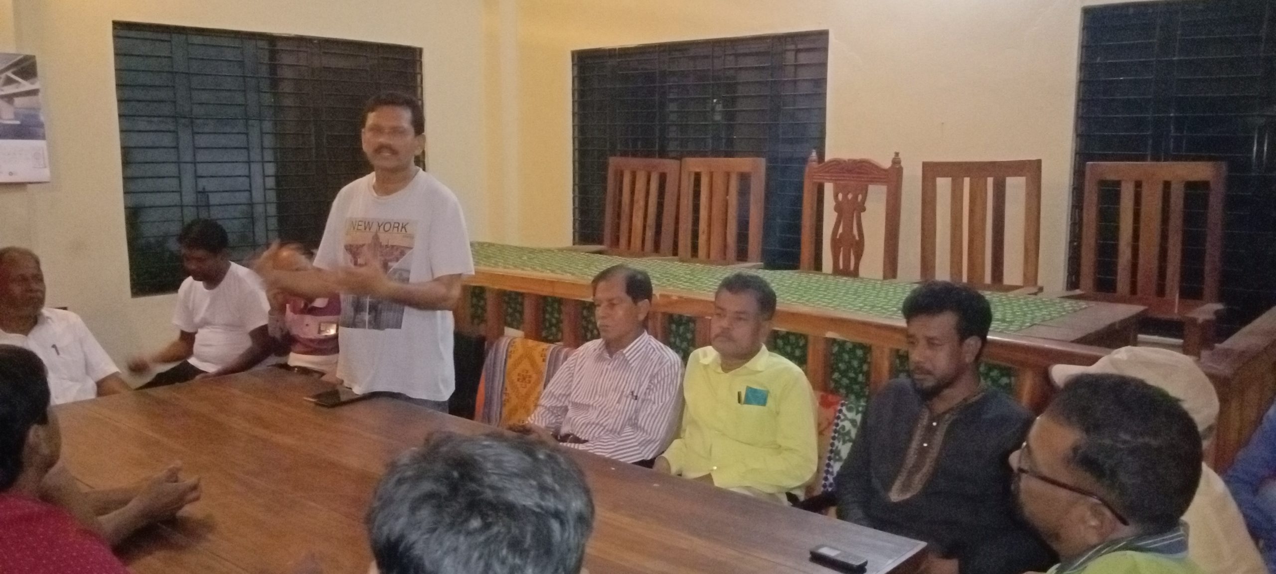 আন্দুলবাড়ীয়ায় নেতা-কর্মীদের সাথে উপজেলা আ.লীগের নবনির্বাচিত সভাপতি-সম্পাদকের মতবিনিময়