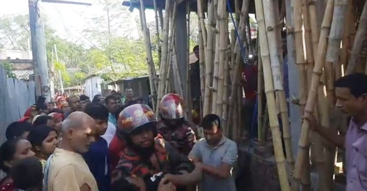 চুয়াডাঙ্গায় সেপটিক ট্যাংক পড়ে ২ নির্মাণ শ্রমিকের মৃত্যু