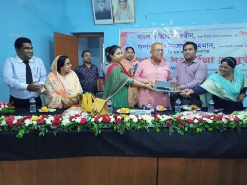 চুয়াডাঙ্গা জেলা পরিষদের বিদায়ী ও নবাগত প্রধান নির্বাহী কর্মকর্তার সংবর্ধনা সভা অনুষ্ঠিত
