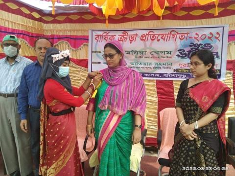 হরিণাকুণ্ডু লালন শাহ্ কলেজে বার্ষিক ক্রীড়া প্রতিযোগিতা অনুষ্ঠিত