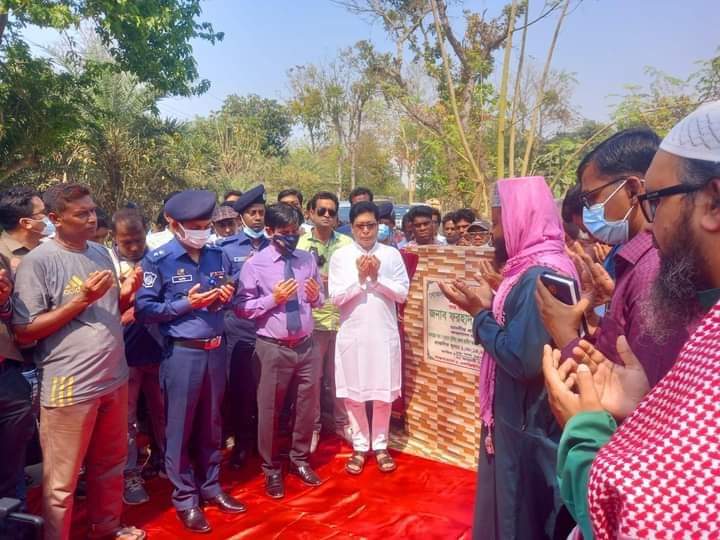 মেহেরপুরে বিভিন্ন সড়কের সংস্কার কাজের উদ্বোধন