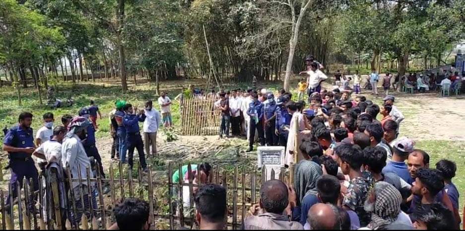 মৃত্যুর দুই বছর পর যুবকের লাশ উত্তোলন!