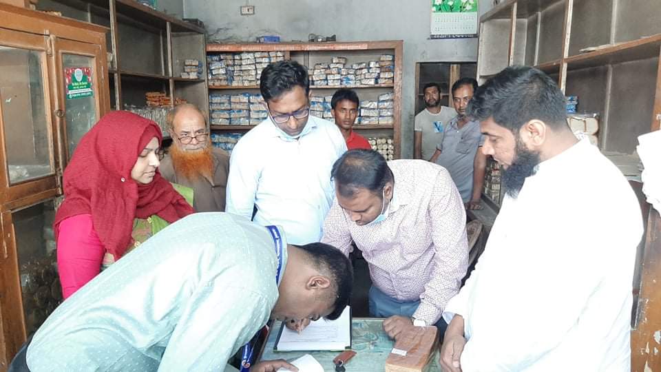 আলমডাঙ্গায় ৬ প্রতিষ্ঠানে ৮৫ হাজার টাকা জরিমানা