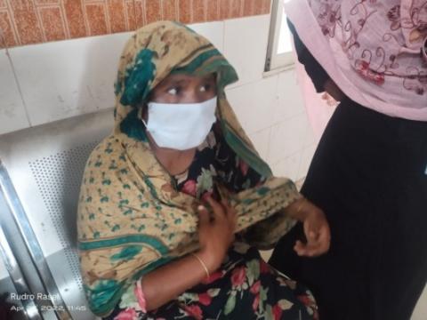 আলমডাঙ্গায় তুচ্ছ ঘটনায় নারীকে পিটিয়ে আহত