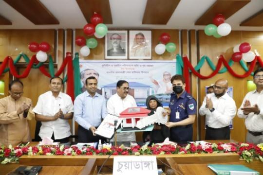 বঙ্গবন্ধুর সোনার বাংলা গড়তে নিরলসভাবে কাজ করে যাচ্ছেন প্রধানমন্ত্রী শেখ হাসিনা : এমপি টগর