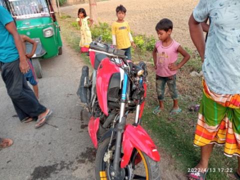 দর্শনায় পৃথক দুটি সড়ক দুর্ঘটনায় দুজন আহত