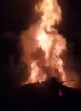 আলমডাঙ্গার পারলক্ষীপুরে তামাক ঘরে অগ্নিকান্ড
