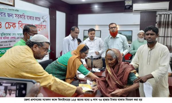 ঝিনাইদহে ৬ লাখ ৭৩ হাজার টাকার যাকাত বিতরণ