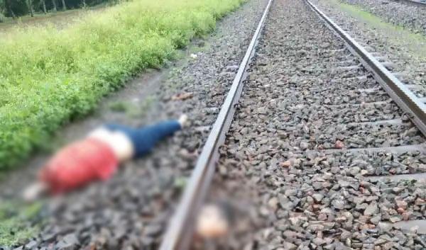 চুয়াডাঙ্গায় ট্রেনে মাথা দিয়ে কলেজছাত্রের আত্মহত্যা