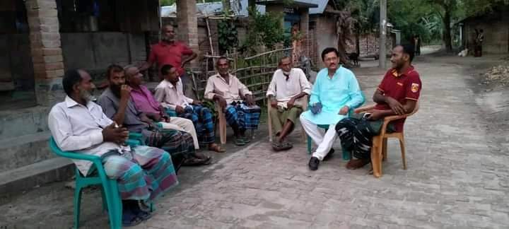 দলীয় নেতা-কর্মীদের সাথে মতবিনিময় করলেন আব্দুল লতিফ অমল