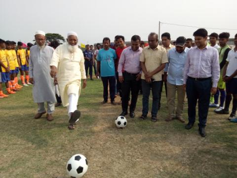 মুজিবনগরে জাতির পিতা বঙ্গবন্ধু জাতীয় গোল্ডকাপ ফুটবল টুর্নামেন্টের উদ্বোধন