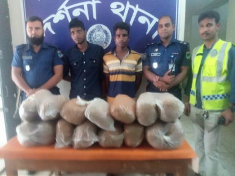 দর্শনায় এক বস্তা গাঁজাসহ দুইজন গ্রেপ্তার