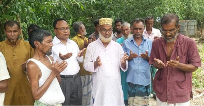 আলমডাঙ্গার বদরগঞ্জ কবরস্থান উন্নয়নকাজের উদ্বোধন