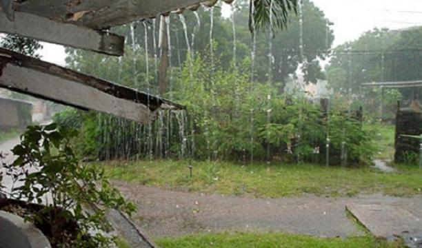 ঘূর্ণিঝড় ‘অশনি’র প্রভাবে জীবননগরে ব্যাপক বৃষ্টিপাত