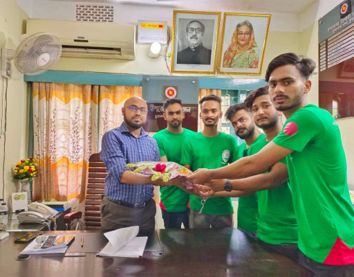 চুয়াডাঙ্গা সদর ইউএনও’র সাথে বিডি ক্লিন চুয়াডাঙ্গা টিমের সাক্ষাত