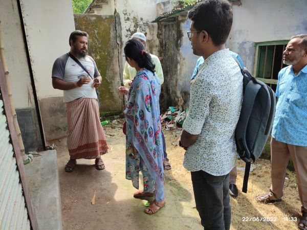 জীবননগরে ভ্রাম্যমাণ আদালতে তিন ব্যবসাপ্রতিষ্ঠানে জরিমানা