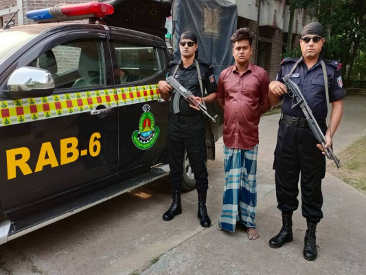 চুয়াডাঙ্গায় গাঁজাসহ মাদক ব্যবসায়ী বাবু গ্রেপ্তার