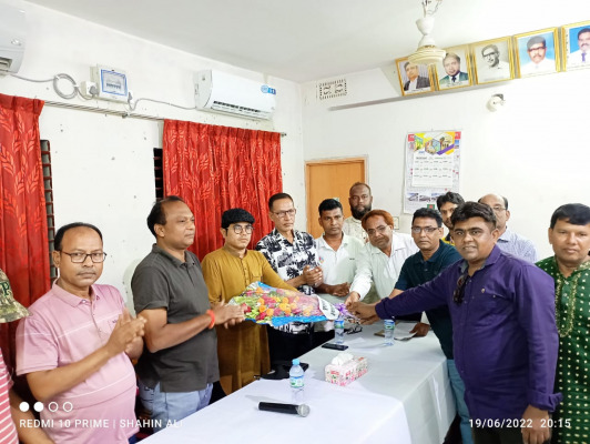 চুয়াডাঙ্গা প্রেসক্লাবে এটিএন বাংলার সিনিয়র প্রোগ্রাম প্রডিউসার নবুয়াত রহমান