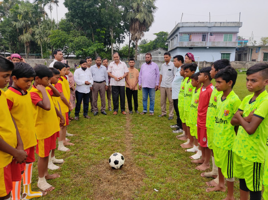 জীবননগরে বঙ্গবন্ধু-বঙ্গমাতা গোল্ডকাপ ফুটবল টুর্নামেন্টের উদ্বোধন