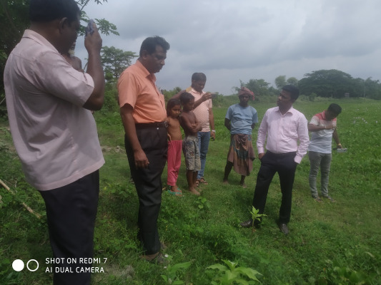 গড়াইটুপিতে চিত্রা নদীর বাঁধ অপসারণ, এস্কেভেটর জব্দ