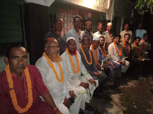 আলমডাঙ্গা উপজেলা ও পৌর বিএনপির নবনির্বাচিত কমিটির নেতৃবৃন্দকে সংবর্ধনা প্রদান