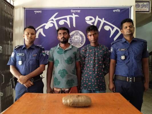চন্ডিপুরে গাজাসহ দুই মাদক ব্যবসায়ী আটক