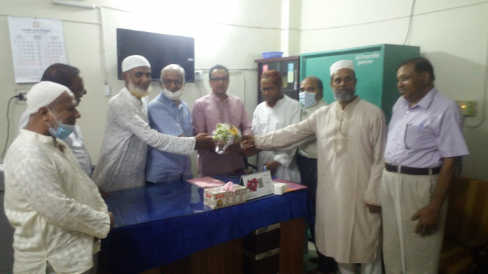 চুয়াডাঙ্গায় প্রবীণ হিতৈষী সংঘের নেতৃবৃন্দের সাথে সাক্ষাৎকালে বাবু দিলীপ কুমার আগরওয়ালা
