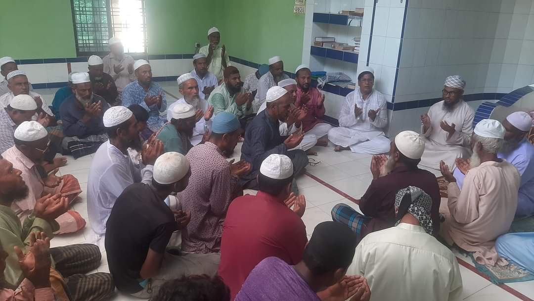 আলমডাঙ্গার পোলতাডাঙ্গায় এমপি ছেলুন জোয়ার্দ্দারের রোগমুক্তি কামনায় দোয়া মাহফিল