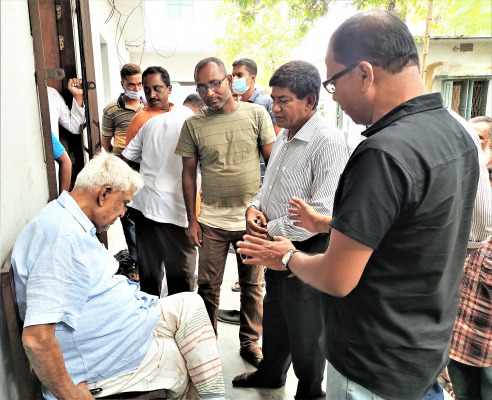 চুয়াডাঙ্গায় ভরা মৌসুমেও নেই বৃষ্টি, পাট জাগের সমস্যা নিয়ে মাঠে কৃষক জোট