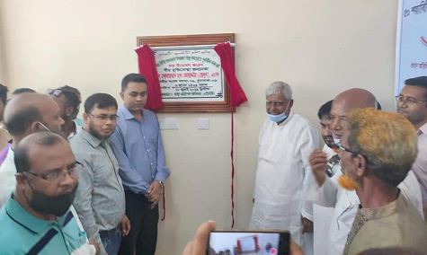 আলমডাঙ্গায় ৫০ শয্যা বিশিষ্ট উপজেলা স্বাস্থ্য কমপ্লেক্স ভবন উদ্বোধনকালে এমপি ছেলুন জোয়ার্দ্দার